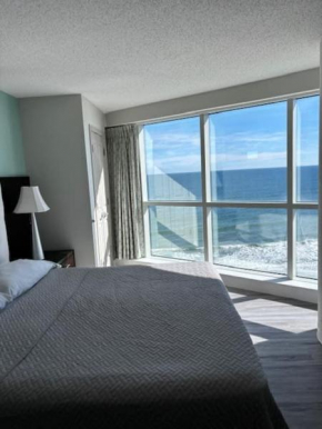 Great 2 Bedroom - Oceans One 1008